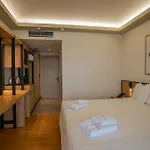 Agnanti Limnis ネオコリ